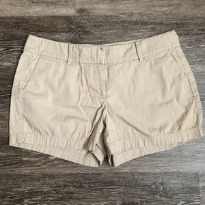 Ann Taylor City Short 4" Size 10P